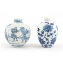 Set of blue & white snuff bottles