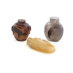 Group of 3 agate snuff bottles