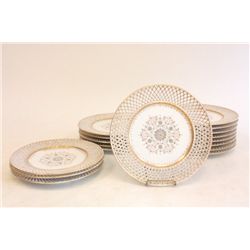Set of 17 Pirkenhammer plates