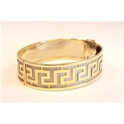 Fendi style 14kt gold cuff