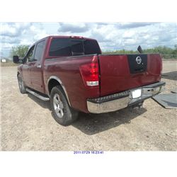 2004 - NISSAN TITAN