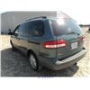 Image 4 : 2002 - TOYOTA SIENNA