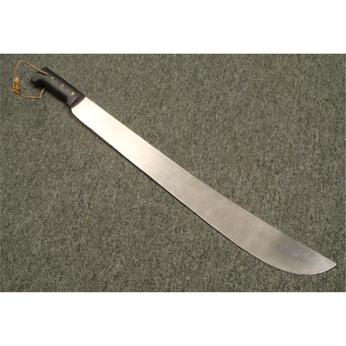 MASSIVE VINTAGE COLOMBIAN MACHETE27" LONGMAKER MARKED