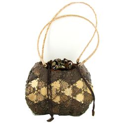 Well Crafted Coconut Shell Handbag (ACT-283)