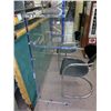 Image 2 : Contemporary Acrylic Clear Bar