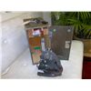 Image 1 : Swift 950 Microscope in Original Wooden Case (3 boxes of slides)