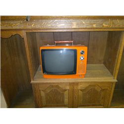 Orange Vintage Fleetwood TV (works)