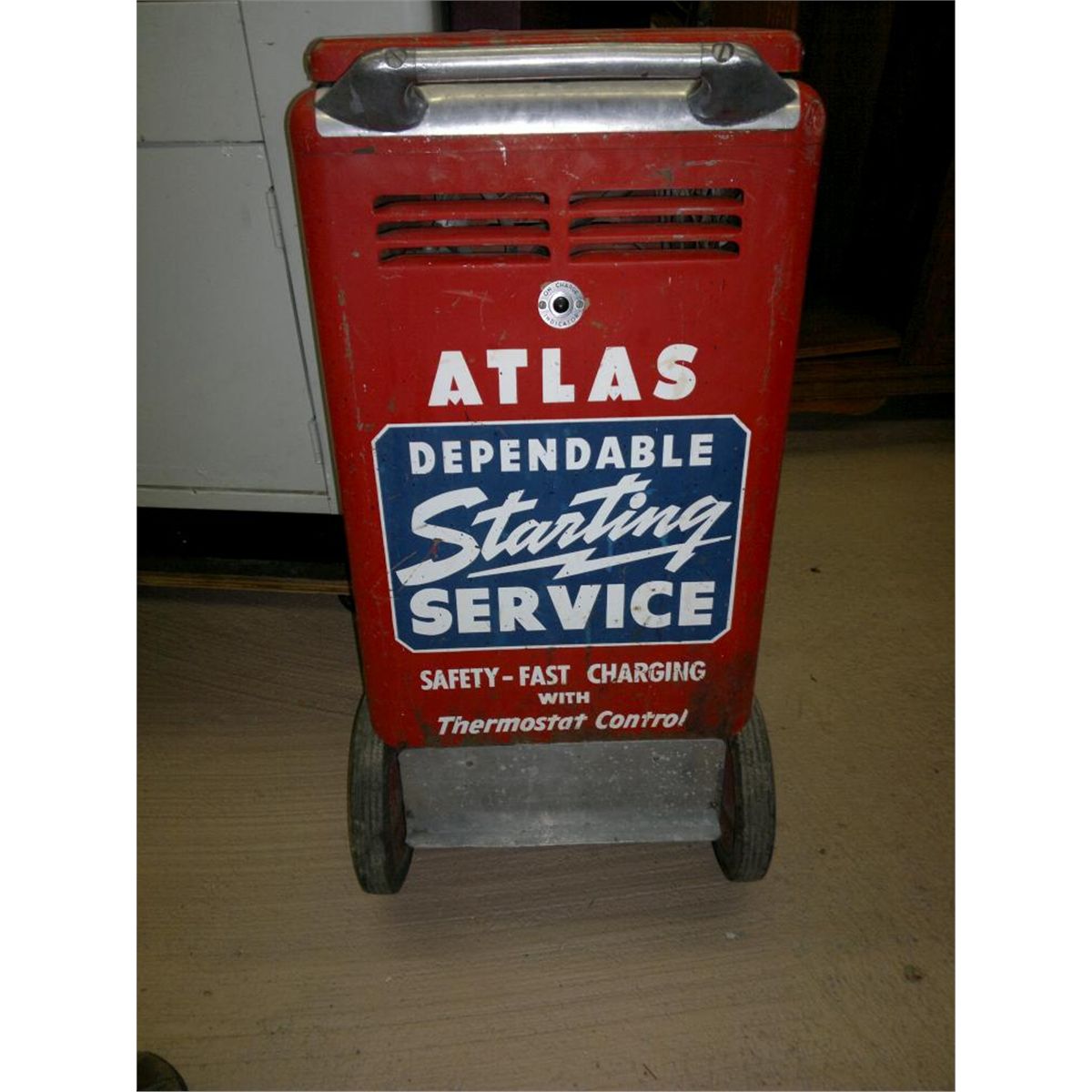 Vintage Atlas portable battery charger