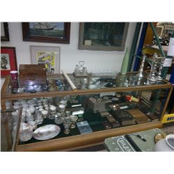 Large display case with one glass shelf