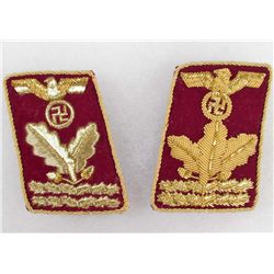 GERMAN NAZI MISMATCHED PAIR OF POLITICAL LEADER COLLAR TABS