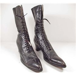 VICTORIAN LEATHER HIGH-HEELED SHOES