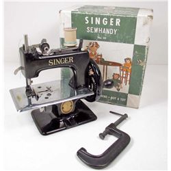 SINGER SEWHANDY NO. 20 - CHILDS SEWING MACHINE -  W/ ORIGINAL  BOX