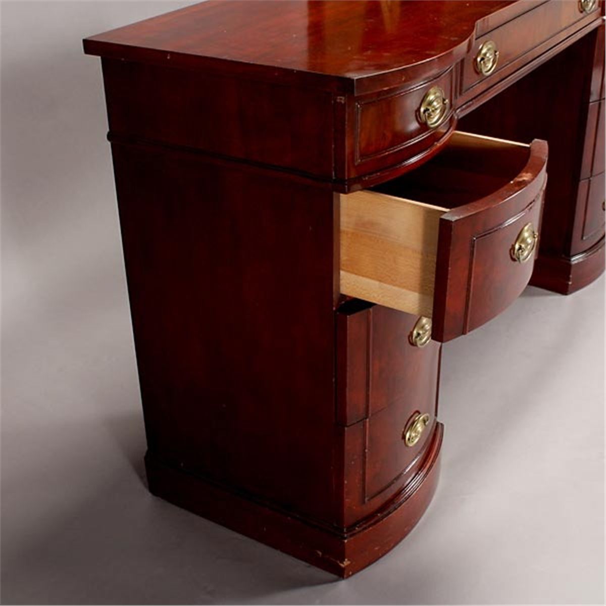 Duncan Phyfe Mahogany Desk 1950s