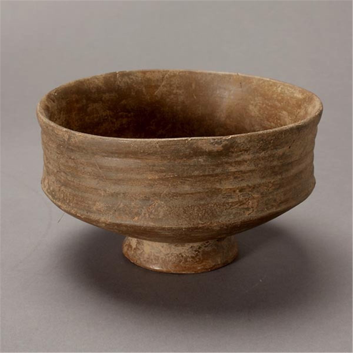 3 ancient ceramic vessels china etruscan