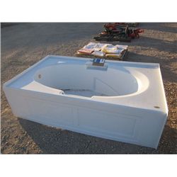 Fiberglass Bath Tub 6'x43"x20"