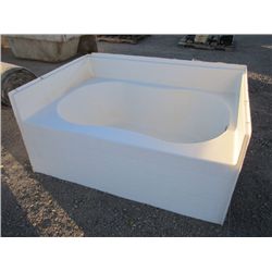 Fiberglass Bath Tub 6'x41"x28"