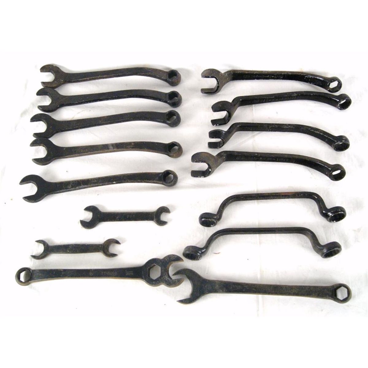 Ford - old wrenches