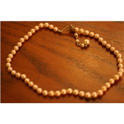 Costume Jewelry "Pearl Necklace"