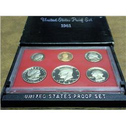 1981 US SILVER PROOF SET (WITH BOX)