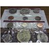 Image 2 : 1976 US MINT SET (UNC) P/D (WITH ENVELOPE)