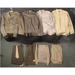 COMPLETE WWII U.S. 8TH AIR FORCE UNIFORM LOT-WINGS,BARS