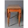 Image 3 : An American Pine Drop Leaf Table