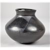 Image 1 : A Fine Mata Ortez Native American Pot