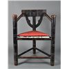 Image 1 : Oliver Cromwell Style English Corner Chair