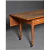 Image 2 : An English Oak 2-Drawer Harvest Table