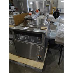BK INDUSTRIES MOD: FKM-FC PRESSURE FRYER