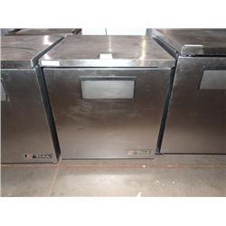 TRUE MOD: TUC-27 1DR S/S UNDER COUNTER REFRIGERATOR