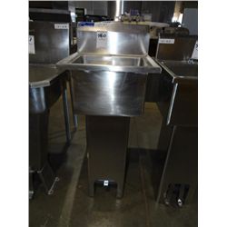 UNIVERSAL S/S FOOT PEDAL SINK