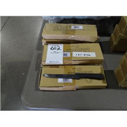 SET OF 12 S/S STEAK KNIVES (X6)