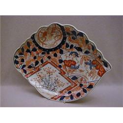 AN IMARI FAN SHAPED CHARGER