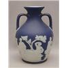 Image 1 : A WEDGWOOD BLUE JASPER DIP VASE