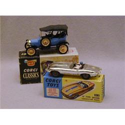 A BOXED CORGI TOYS E-TYPE JAGUAR
