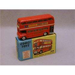 A CORGI TOYS LONDON TRANSPORT & ROUTEMASTER
