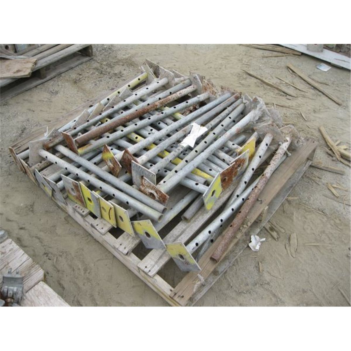 Scaffolding Leg Supports