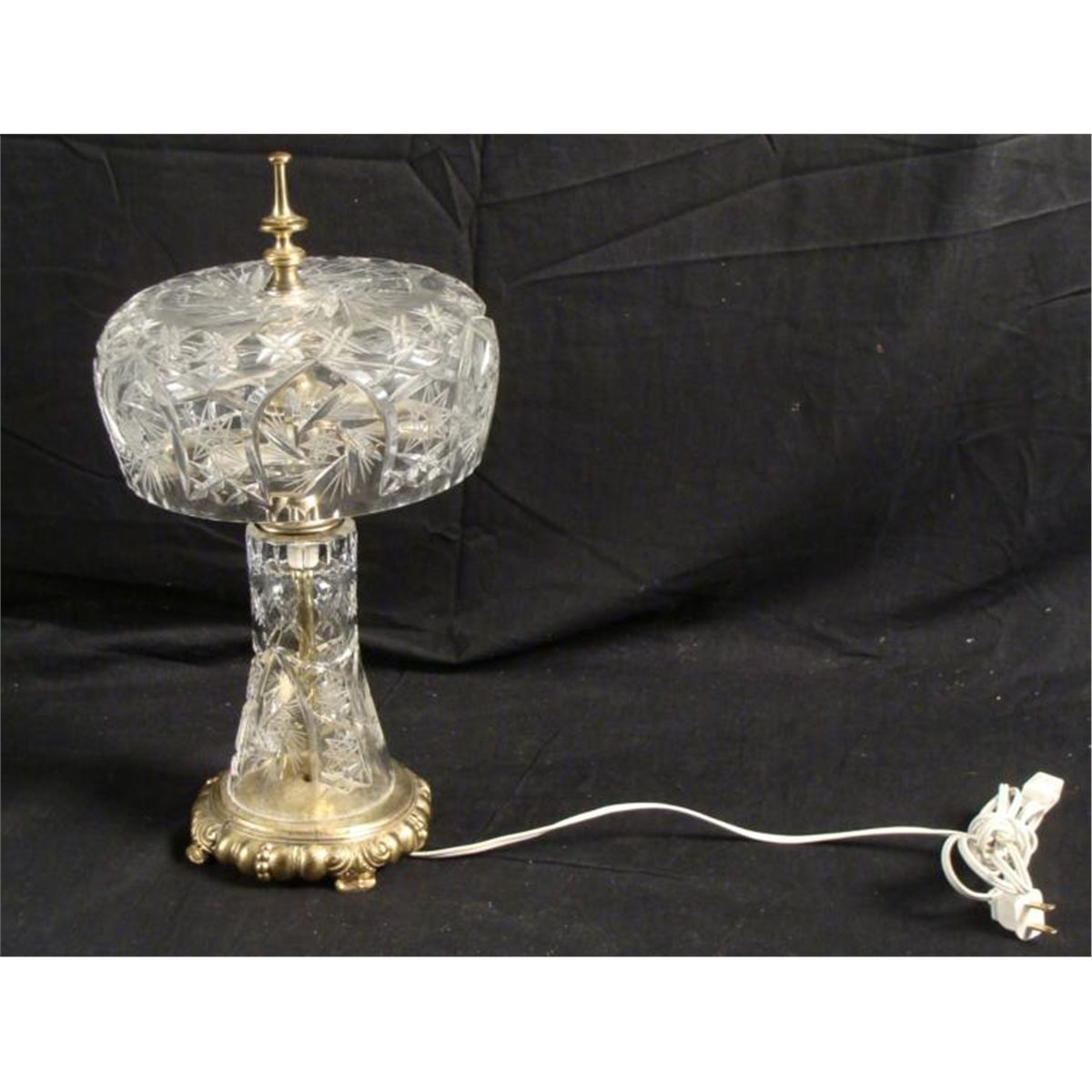 Etched Glass Table Lamp w/ Clear Base & Shade Vintage