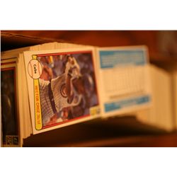 Approximately 1000 Baseball Cards