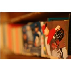 Approximately 1000 Baseball Cards