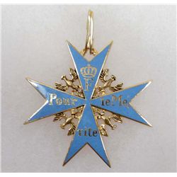 POST WAR IMPERIAL GERMAN POUR LE MERITE BLUE MAX DECORATION