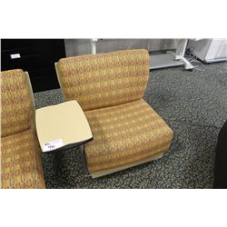 LOUNGE CHAIR WITH TABLET