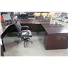 Image 2 : MAHOGANY BOW FRONT U-SHAPED DESK WITH PEDESTAL