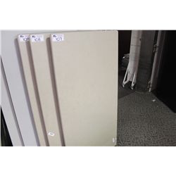 5FT TAN FOLDING TABLE