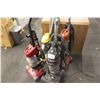 Image 1 : 4 VACUUM CLEANERS