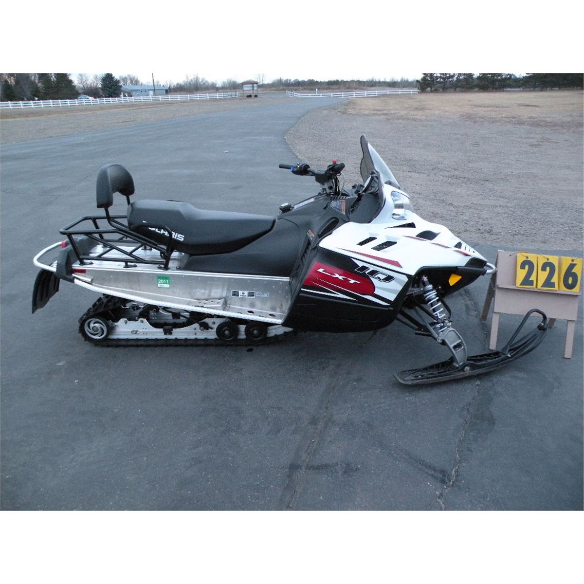 2011 Polaris 550 IQ LXT VINSN1PT5BS8BC134450