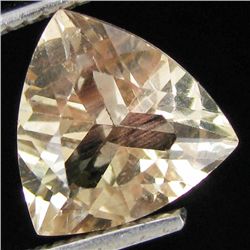 2.65ct Clear Champagne Oregon Sunstone Trillion (GEM-31065)