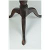 Image 2 : QUEEN ANNE TILT-TOP TEA TABLE.
