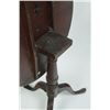 Image 4 : QUEEN ANNE TILT-TOP TEA TABLE.